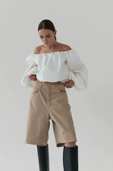 Muuv. Halenka MUUV. RUA