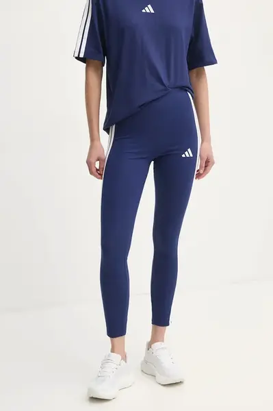 adidas  Essentials