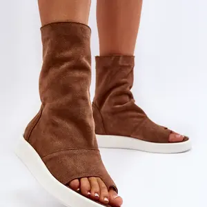 Hnedé Dámske Zamszové Sandále S Hornou Časťou Zazoo 3441