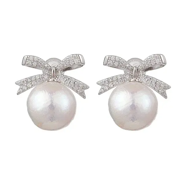 Natural Pearl Ear Studs