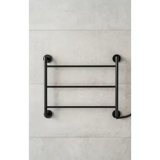 P.M.H. Britta sušiak uterákov elektrický 71,2x85,9 cm čierná BR859712BK