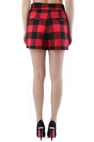 Dámske kárované kraťasy