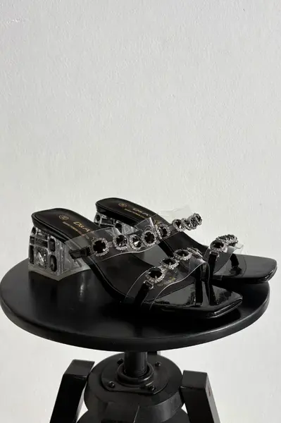 Dámske sandále s kryštálmi S. BARSKI