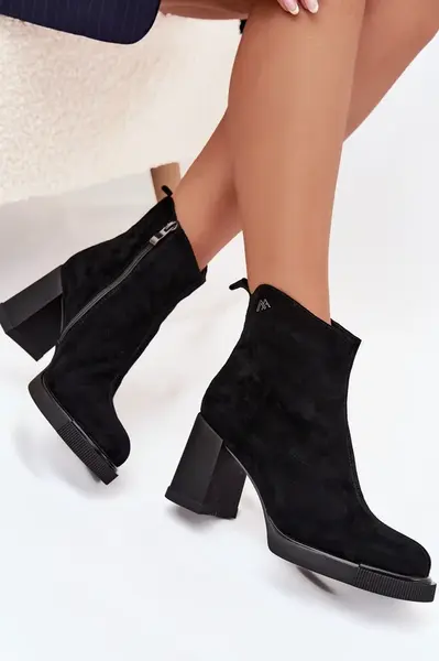 Semišové kožené dámske členkové čižmy Vinceza