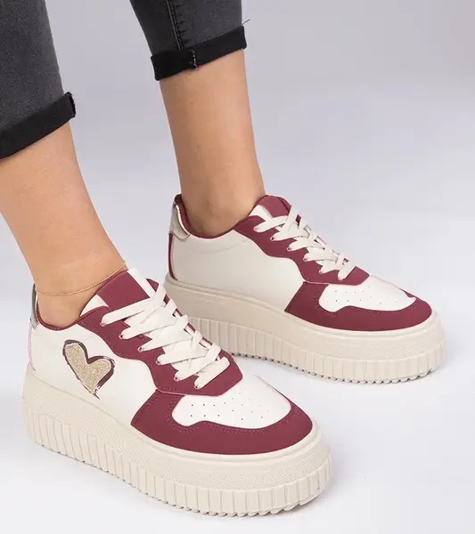 Gemre Burgundy women's sneakers with a glitter heart Laira