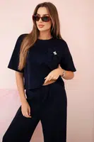 Kesi Włoski Komplet máslíčko halenka s květinou + kalhoty námořnická modř