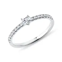 Diamantový prsteň z bieleho zlata so srdiečkom KLENOTA