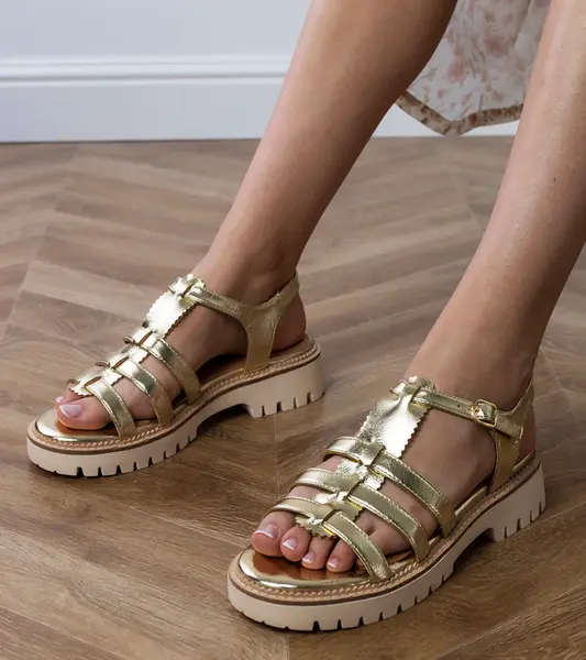 Gemre Golden gladiator sandals with buckle Dunara