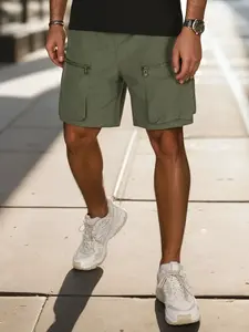 Pánske zelené kapsáčové kraťasy Dstreet