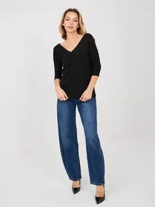 Černá basic halenka s výstřihem na zádech