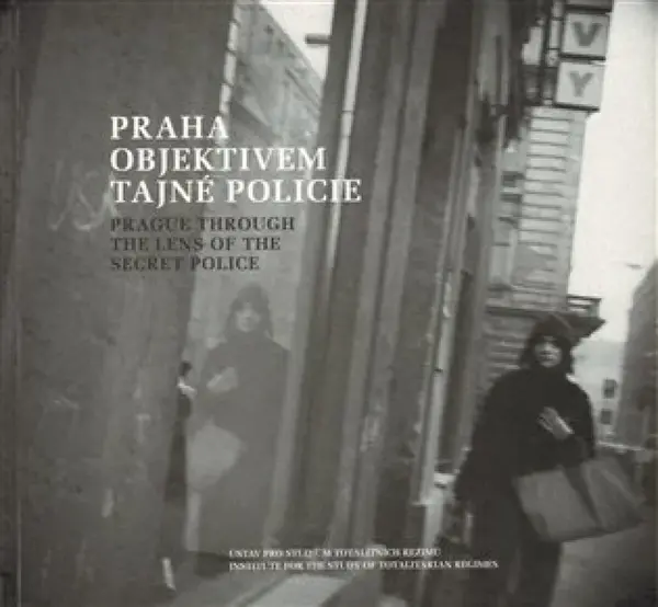 Praha objektivem tajné policie (poškozená)