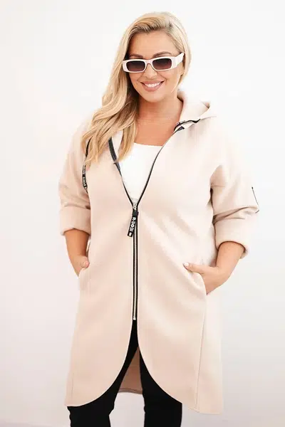 Kesi Włoski Dámský elegantní kabát Plus Size s límcem a velkými kapsami fango