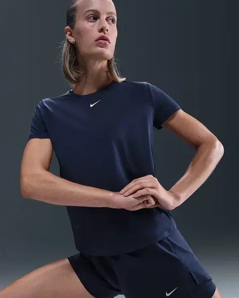 Nike One Classic Womens Dri-FIT Short-Sleeve Top L