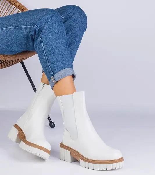 Gemre White ankle boots made of eco-leather Tantala