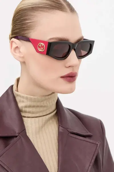 Sluneční brýle Gucci dámské, fialová barva, GG1664S