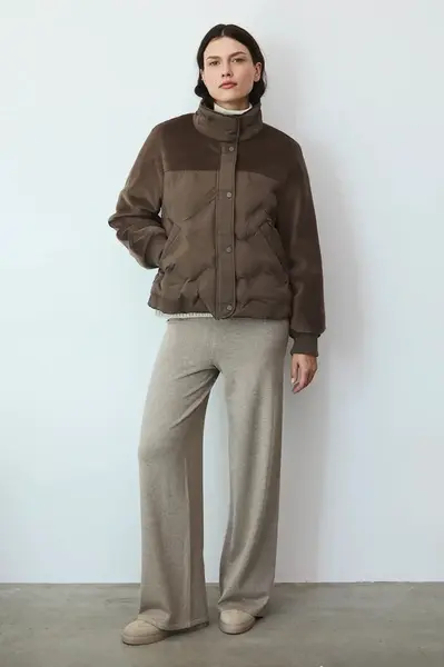 Bunda Medicine dámská, hnědá barva