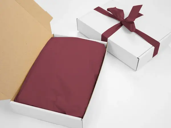 240 ks - Hedvábný papír 500x750 bordó