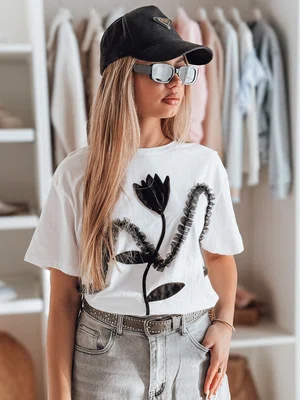 T-shirt damskie oversize z efektem 3D PETINIA biała Dstreet