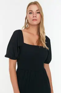 Dámské šaty Trendyol Midi