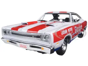 1969 Dodge Coronet Super Bee SS/E John Petrie Limited Edition to 1002 pieces Worldwide 1/18 Diecast Model Car by Auto World