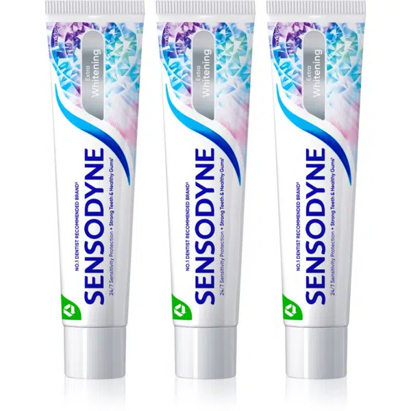 Sensodyne Extra Whitening bělicí zubní pasta s fluoridem pro citlivé zuby 3x75 ml