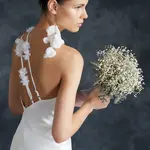 Trendyol Svadobné Biele Saténové Šaty s Ružovými Detailmi na Svadbu/Svadobné Dlhé Večerné Šaty