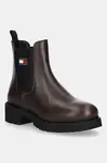 Boty s gumou Tommy Jeans TJW CHELSEA LEATHER BOOT dámské, hnědá barva, na plochém podpatku, EN0EN02825