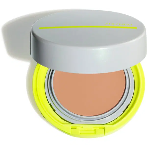 Shiseido Sun Care Sports BB Compact kompaktný make-up SPF 50+ odtieň Medium Dark 12 g