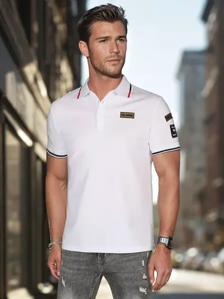 Bílá pánská polo košile s nášivkami
