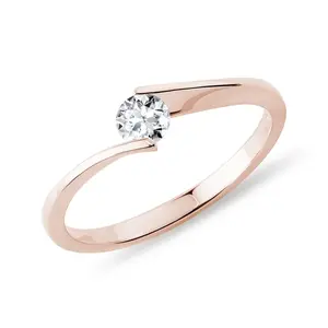 Minimalistický prsten z růžového zlata s diamantem KLENOTA