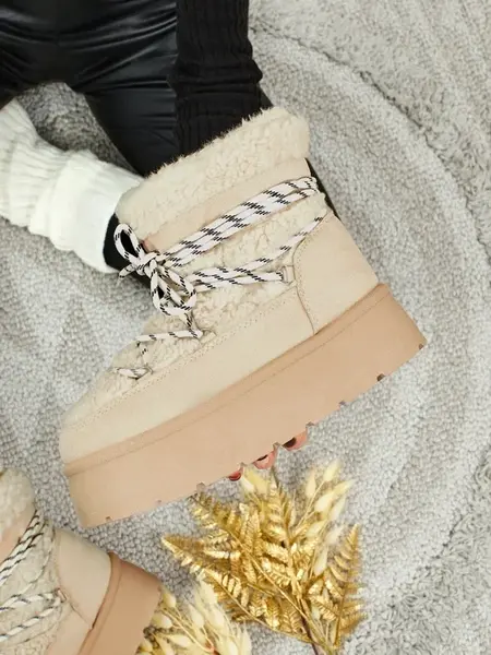 Resti Danira Women's Snow Boots