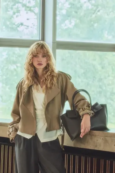 Křivák Answear.LAB