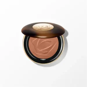 Lancôme Teint Idole Ultra Wear C.E. Skin Transforming Bronzer 24hodinový bronzer se sérem - 05 Tan 10 g