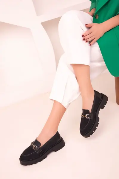 Dámské volnočasové boty Soho z černého semiše 18012