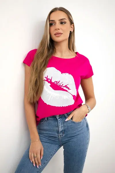 Blouse with fuchsia lip print