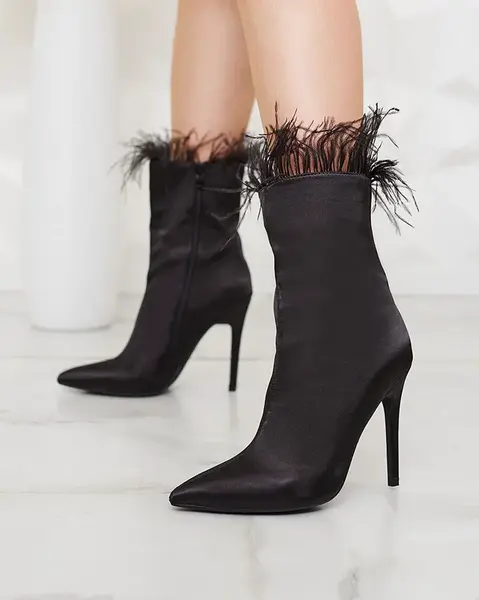 Resti Black women's feather boots Wenelika