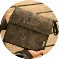 One more cast jídelní set heist cookware set