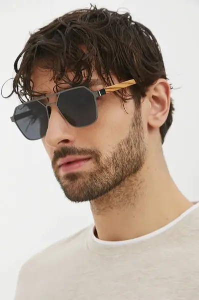 Sluneční brýle Medicine