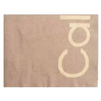 Calvin Klein dámská šála K60K611117 PBP Doeskin