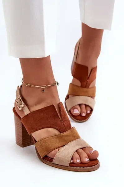 EVENTO Dámské sandály z ekologického semiše na podpatku hnědé Qutima