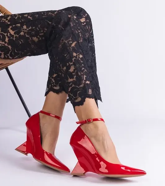 Gemre Red patent wedge pumps Florianda