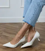 marka niezdefiniowana White classic low heel pumps Jutas