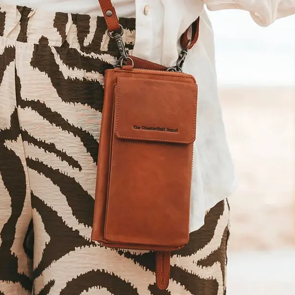 Dámska kožená crossbody kabelka s peňaženkou The Chesterfield Brand Lauri - koňak