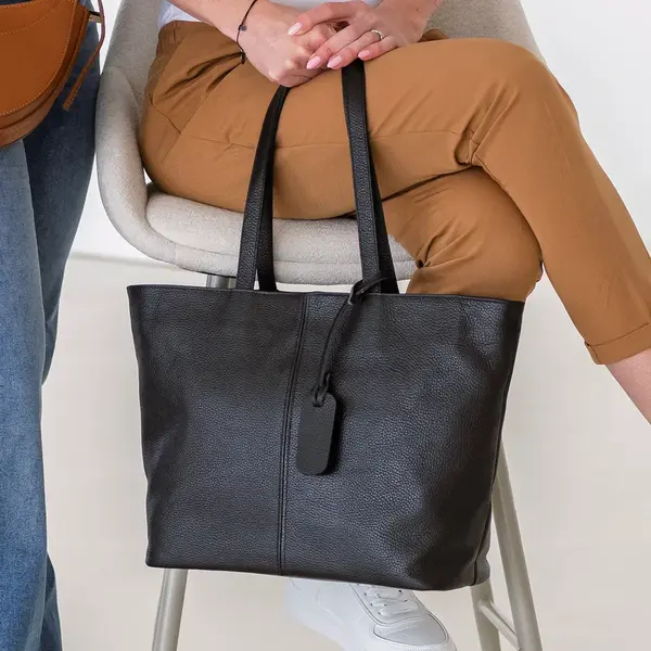 Dámská kožená kabelka Italia Zitta - černá