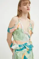 Top Never Fully Dressed