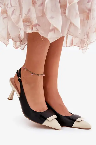 Boto Elegantní Lodičky S Dekorací Eko Kožené Černé Ottoles