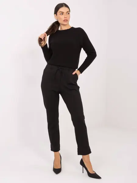 Čierne jednofarebné nohavice