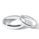 Snubní sada prstenů s diamanty po obvodu v bílém zlatě KLENOTA