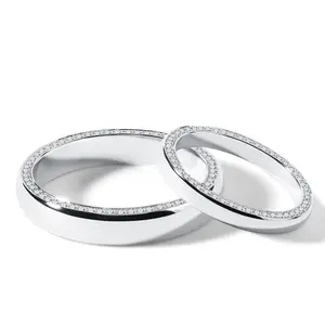 Snubní sada prstenů s diamanty po obvodu v bílém zlatě KLENOTA