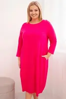 Plus size šaty s kapsami a ohrnutými rukávy